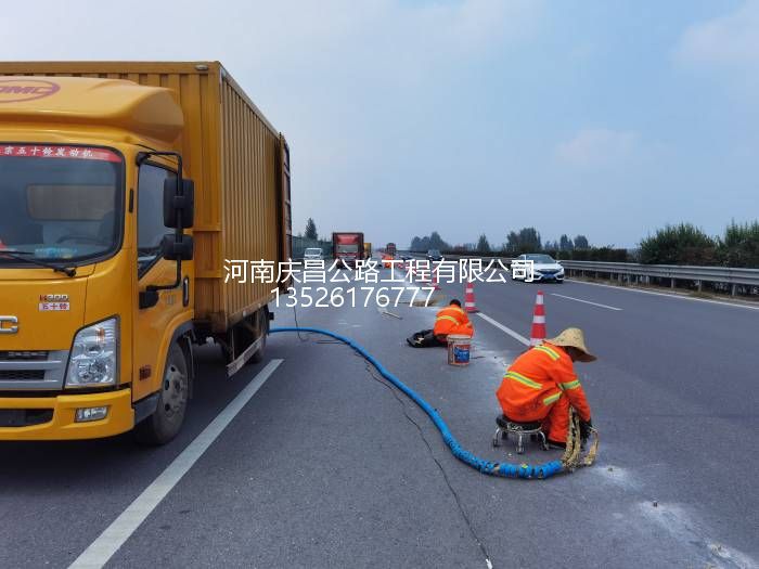 公路壓漿施工是如何進行的？